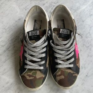Golden goose neon pink star